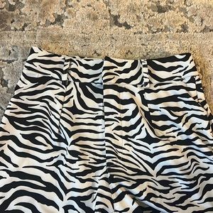Wild zebra pants